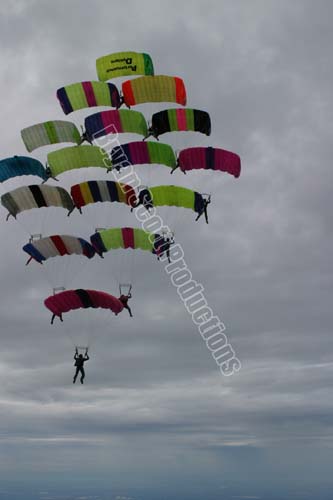 Mike_group_jump_04_Sat_003