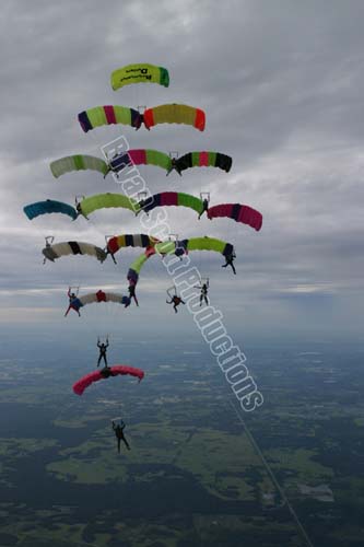 Mike_group_jump_04_Sat_014