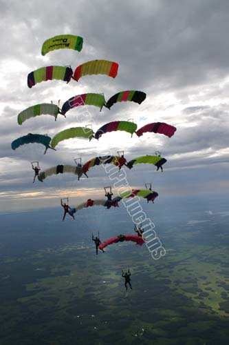 Mike_group_jump_04_Sat_022