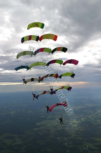 Mike_group_jump_04_Sat_023