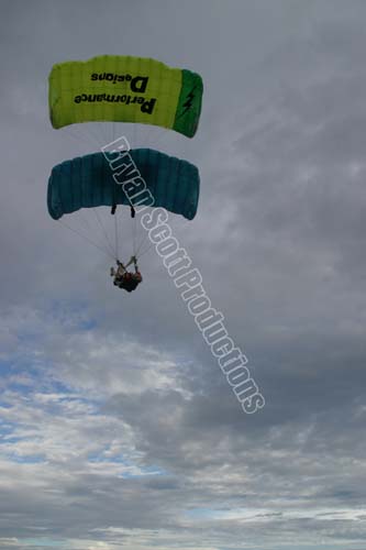 Mike_group_jump_04_Sat_032