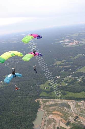 Mike_group_jump_08_Sat_023