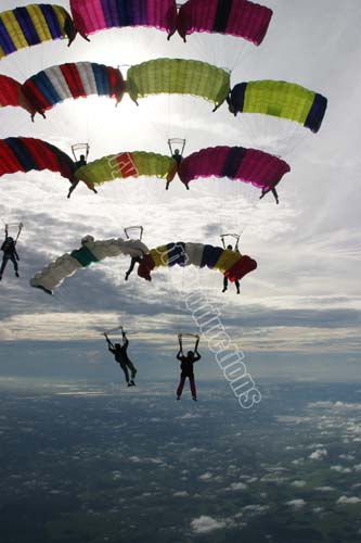 Raul_group_jump_06_Sun_009